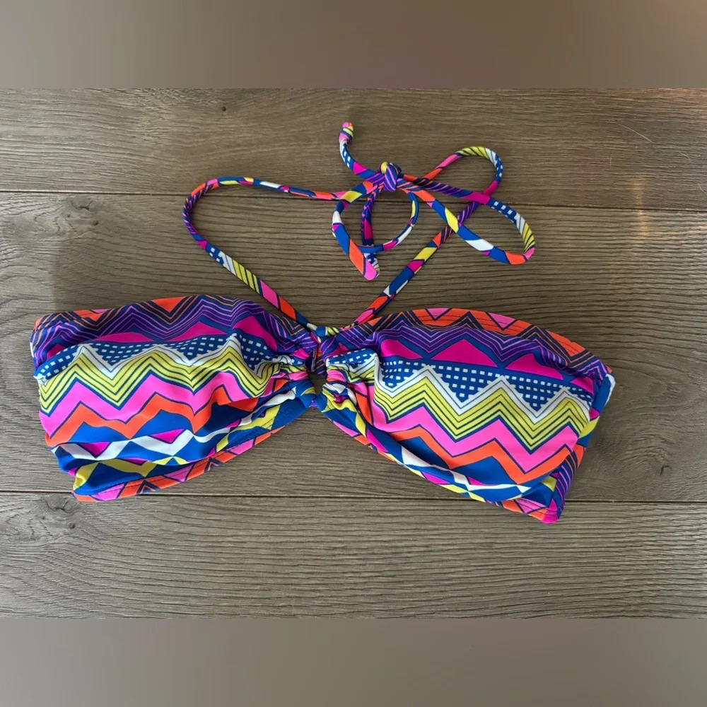 Old Navy‎ Geometric Colorful Bikini Top
